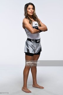 Julianna Peña feet photo thumbnail