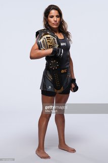 Julianna Peña feet photo thumbnail