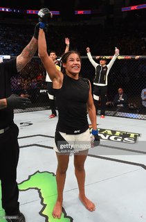 Julianna Peña feet photo thumbnail