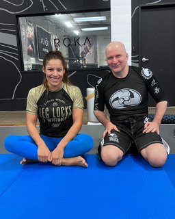 Julianna Peña feet photo thumbnail