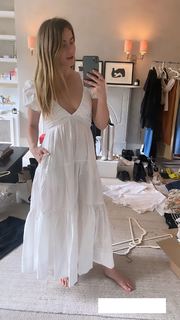 Julianne Hough feet photo thumbnail