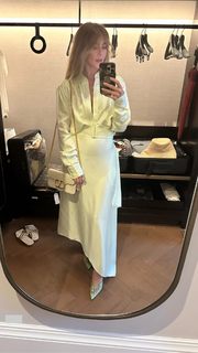 Julianne Hough feet photo thumbnail