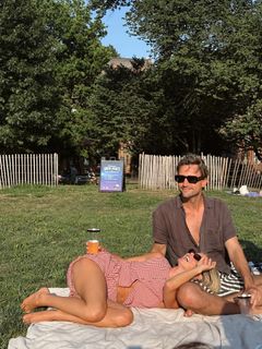 Julianne Hough feet photo thumbnail