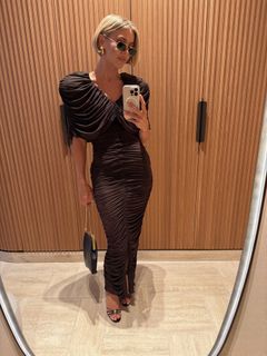 Julianne Hough feet photo thumbnail