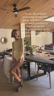 Julianne Hough feet photo 7