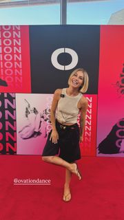 Julianne Hough feet photo 5