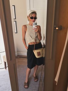 Julianne Hough feet photo 9