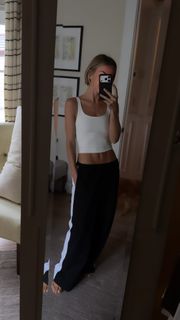 Julianne Hough feet photo 2