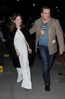 Julianne Moore feet photo thumbnail