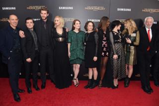 Julianne Moore feet photo thumbnail