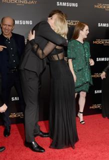 Julianne Moore feet photo thumbnail