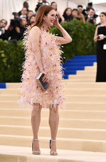 Julianne Moore feet photo thumbnail