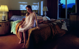 Julianne Moore feet photo thumbnail