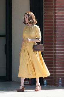 Julianne Moore feet photo thumbnail