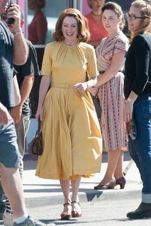 Julianne Moore feet photo thumbnail