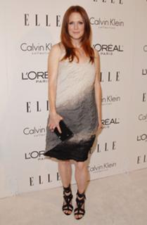 Julianne Moore feet photo thumbnail