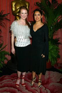 Julianne Moore feet photo thumbnail