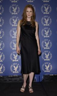 Julianne Moore feet photo thumbnail