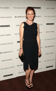 Julianne Moore feet photo thumbnail