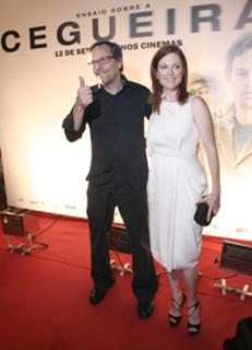 Julianne Moore feet photo thumbnail