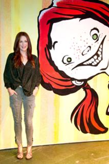 Julianne Moore feet photo thumbnail