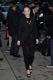 Julianne Moore feet photo thumbnail