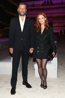 Julianne Moore feet photo thumbnail