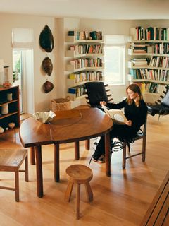 Julianne Moore feet photo 2