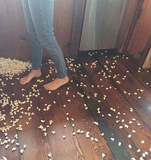 Julianne Nicholson feet photo thumbnail