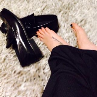 Julianne Trevisol feet photo 8