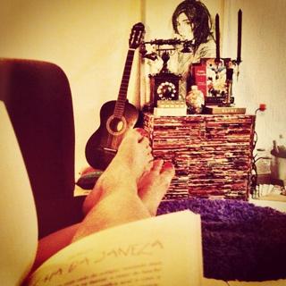 Julianne Trevisol feet photo 1
