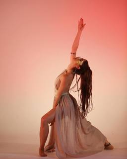 Julianne Trevisol feet photo 2