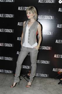 Julianne Trevisol feet photo 14