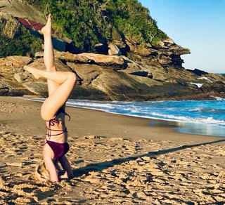 Julianne Trevisol feet photo 9