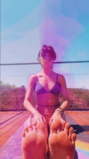 Julianne Trevisol feet photo 14