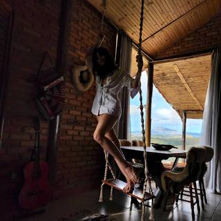 Julianne Trevisol feet photo 20