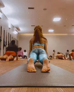 Julianne Trevisol feet photo 4