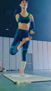 Julianne Trevisol feet photo 5