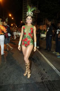 Julianne Trevisol feet photo 8