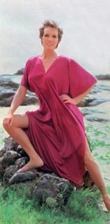 Julie Andrews feet photo thumbnail