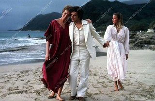 Julie Andrews feet photo thumbnail