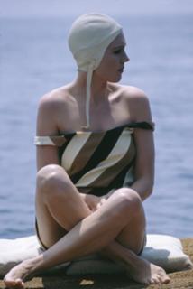 Julie Andrews feet photo thumbnail