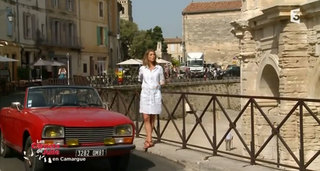 Julie Andrieu feet photo 6