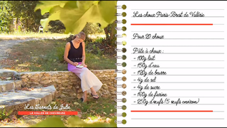 Julie Andrieu feet photo 13