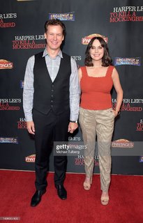 Julie Ann Emery feet photo thumbnail