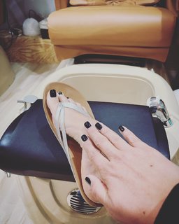 Julie Banderas feet photo thumbnail