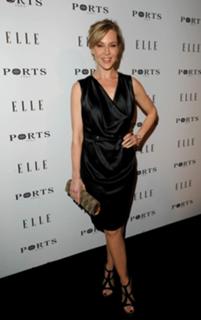 Julie Benz feet photo thumbnail