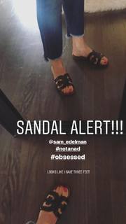 Julie Benz feet photo thumbnail