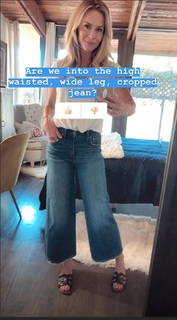 Julie Benz feet photo thumbnail