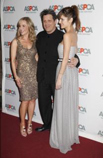 Julie Benz feet photo thumbnail